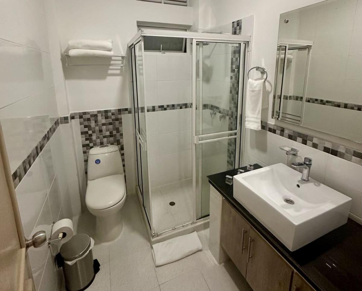 On Apartasuites Cali Εξωτερικό φωτογραφία